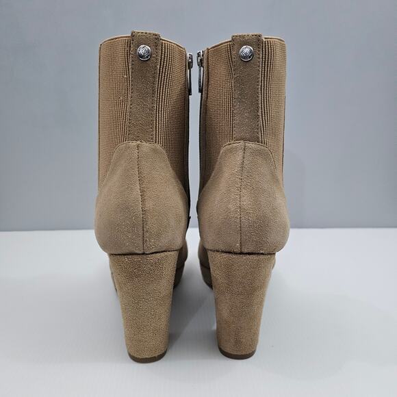 Donald Pliner Labell Ankle Boot Womens 9 Tan Suede Platform Heel Fall Fashion - Picture 8 of 15